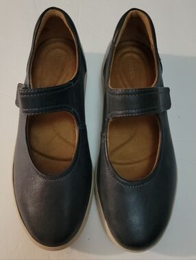 Aetrex Erica Casual Leather Sneaker In Navy Blue Women’s Size US 8.5 NWOT